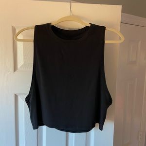 Lululemon women’s cropped tank top size 6